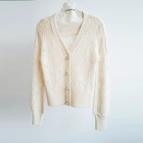 Merino Wool Qhib Cardigan