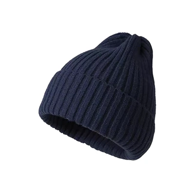 Merino tus neeg nuv ntses Beanie