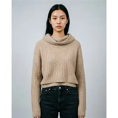 Mock Neck Sweater Poj Niam