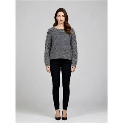 Cov poj niam cov khaub ncaws yooj yim Knitted