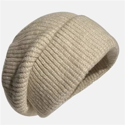 Wool Minimalist Kaus