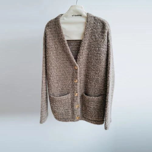 Poj niam Wool Cardigan nrog Pockets
